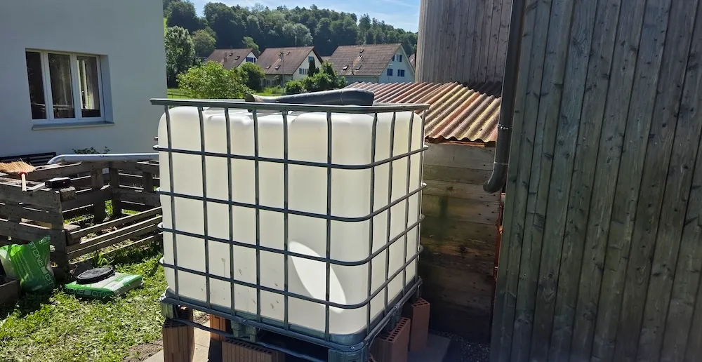 Mit 1000 Litern Regenwasser durch den Hitzesommer 2025